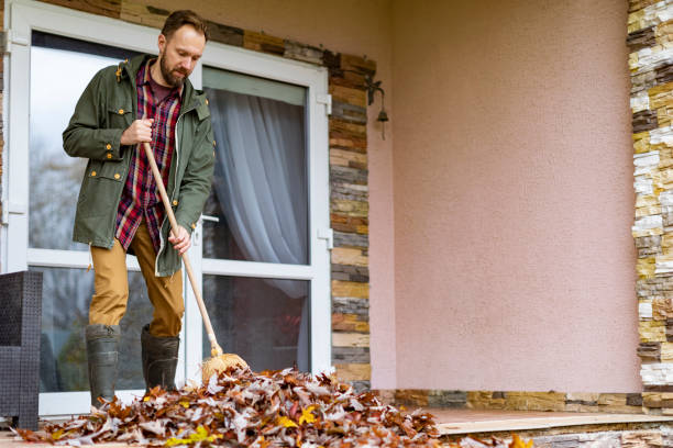 Best Construction Debris Removal  in Friendly, MD